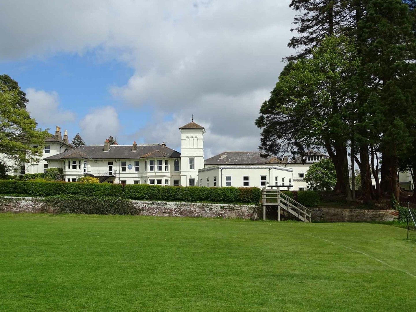 Vinehall School